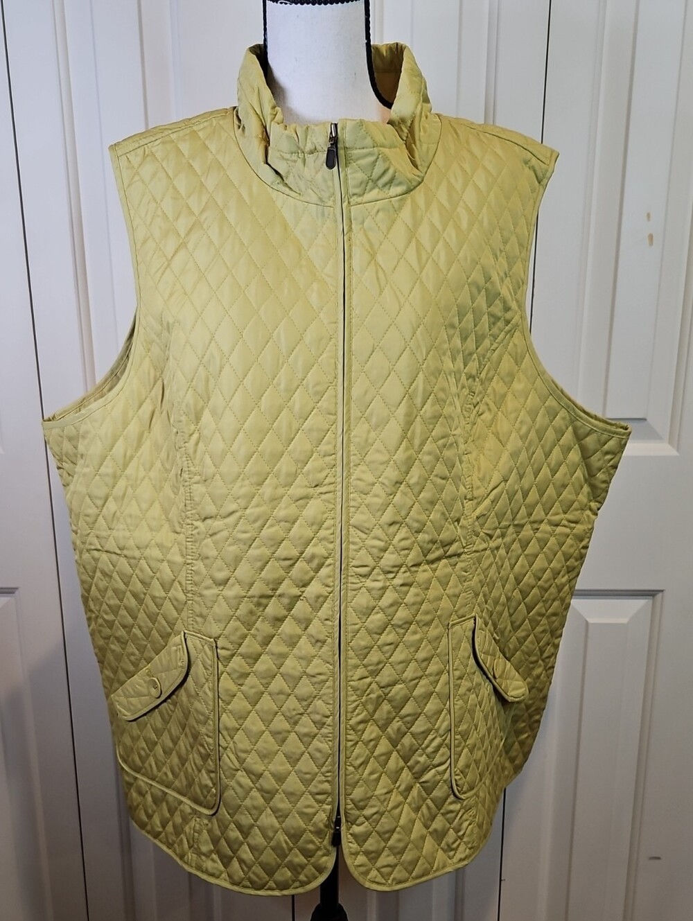 Sport Savvy Vest Light Green Quilted Sleeveless Jacket Vest - Women 2X